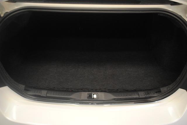 Nissan Sentra 2012 photo 9