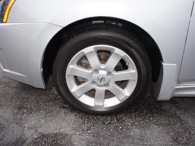 Nissan Sentra SLT Heavy DUTY Sedan