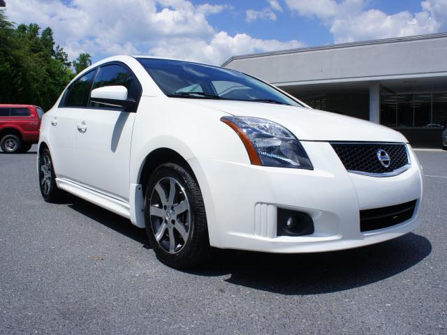 Nissan Sentra 2012 photo 1