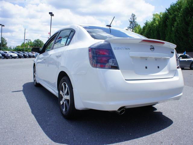 Nissan Sentra 2012 photo 3