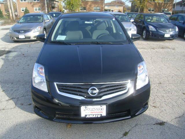 Nissan Sentra 2012 photo 1