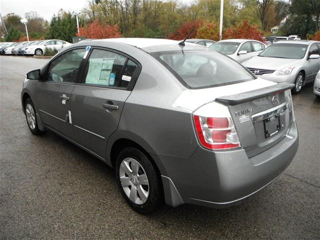 Nissan Sentra 2012 photo 2