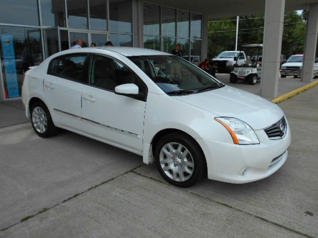 Nissan Sentra 2012 photo 2