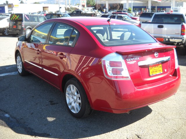 Nissan Sentra Supercab Flareside XL Sedan