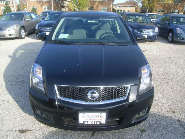 Nissan Sentra 2012 photo 1