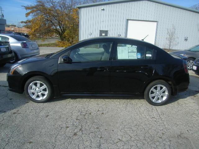 Nissan Sentra 2012 photo 2