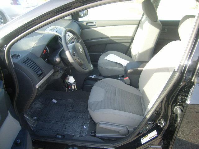 Nissan Sentra 2012 photo 3