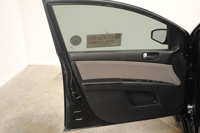 Nissan Sentra 2012 photo 10