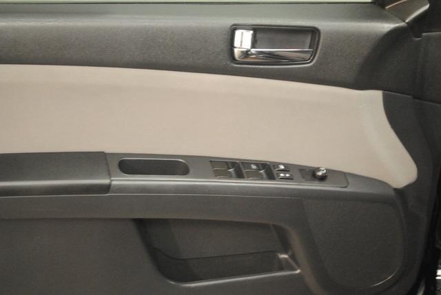 Nissan Sentra 2012 photo 22