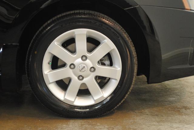 Nissan Sentra 2012 photo 23