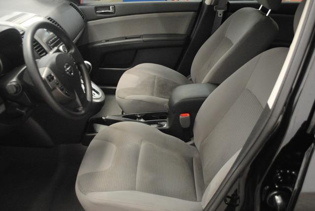 Nissan Sentra 2012 photo 10