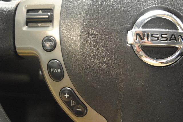 Nissan Sentra 2012 photo 12