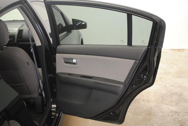 Nissan Sentra 2012 photo 23