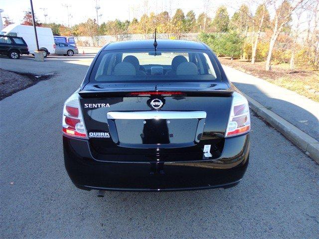 Nissan Sentra 2012 photo 4