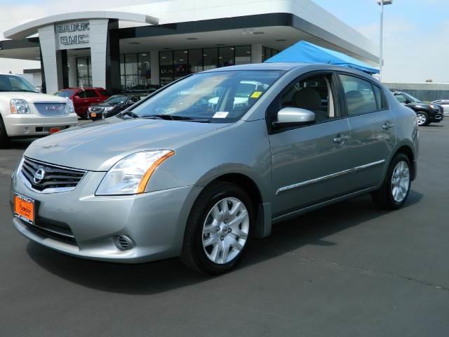 Nissan Sentra 2012 photo 1