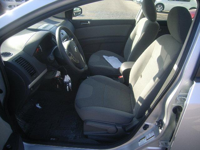 Nissan Sentra 2012 photo 3