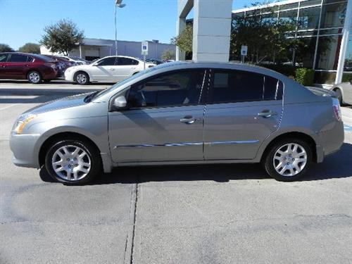 Nissan Sentra 2012 photo 1