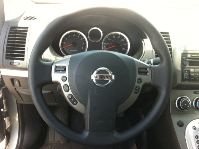 Nissan Sentra 2012 photo 3