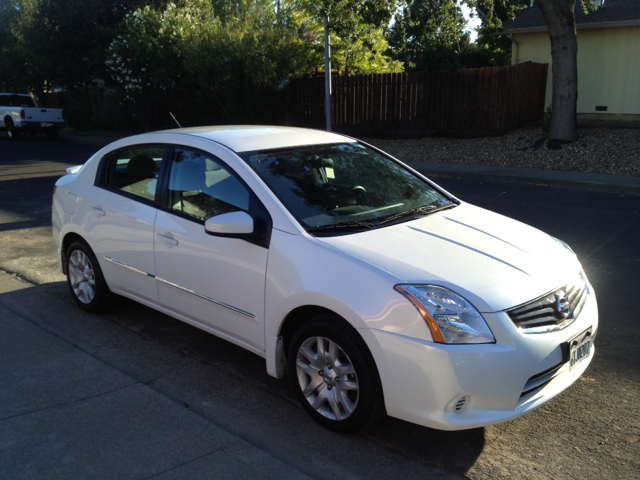 Nissan Sentra 2012 photo 4