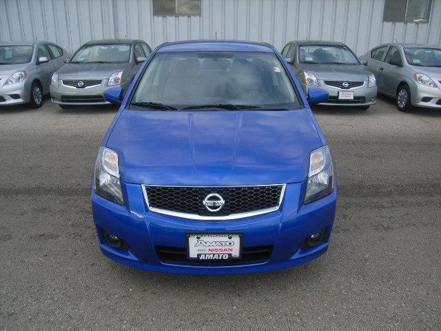 Nissan Sentra 2012 photo 1