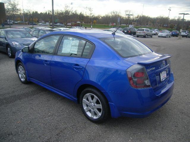 Nissan Sentra 2012 photo 4