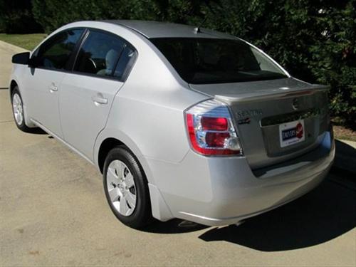 Nissan Sentra 2012 photo 2