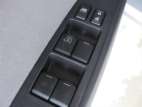 Nissan Sentra 2012 photo 3