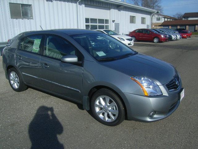 Nissan Sentra SLT Heavy DUTY Sedan