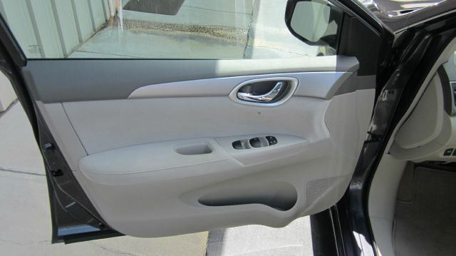 Nissan Sentra 2013 photo 6