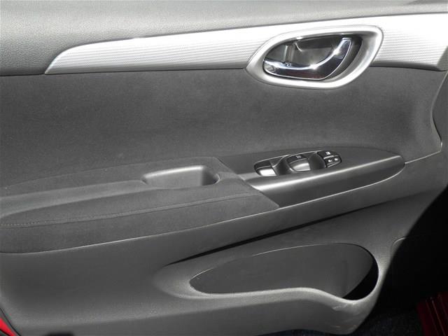 Nissan Sentra 2013 photo 10