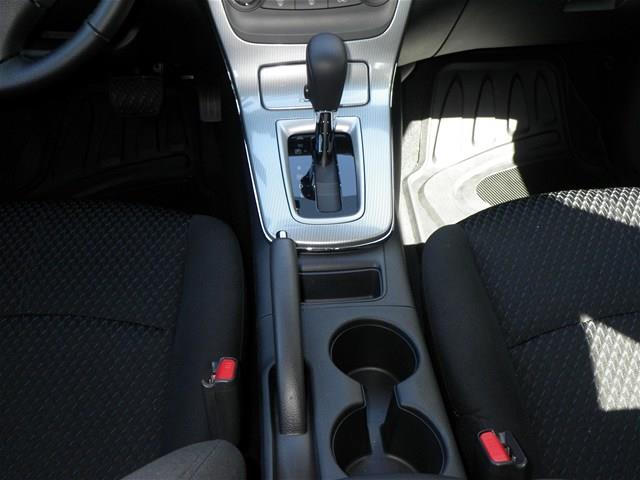 Nissan Sentra 2013 photo 11