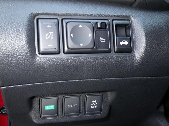 Nissan Sentra 2013 photo 22