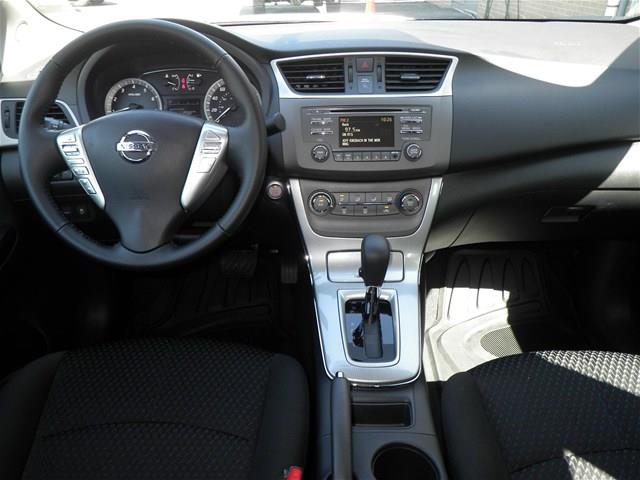 Nissan Sentra 2013 photo 5