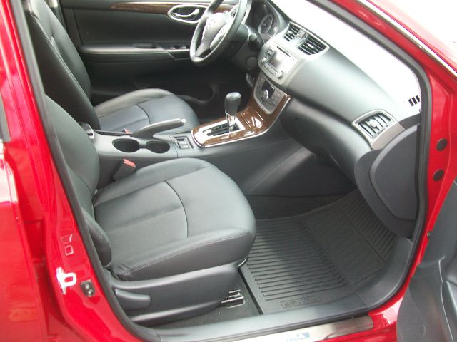 Nissan Sentra 2013 photo 1