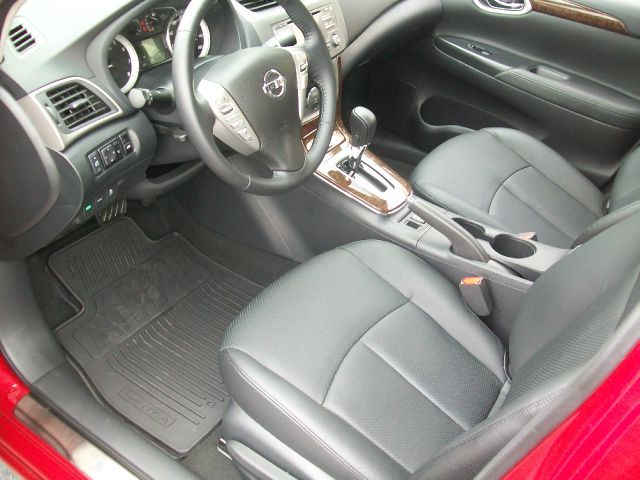Nissan Sentra 2013 photo 4