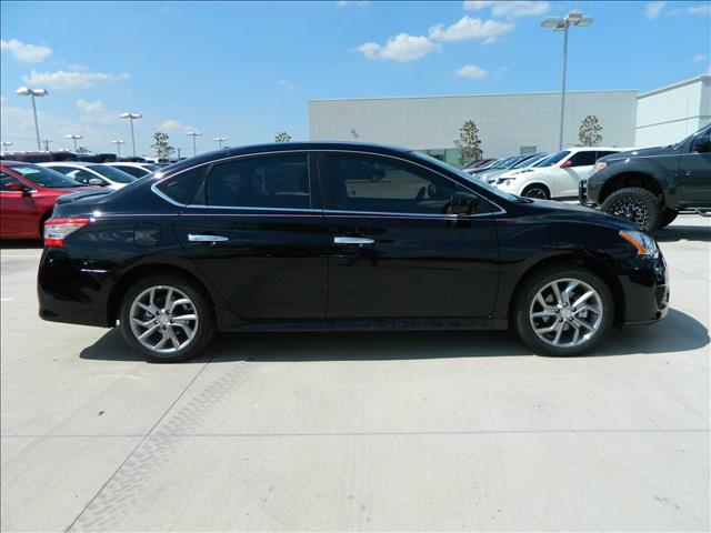 Nissan Sentra 2013 photo 1