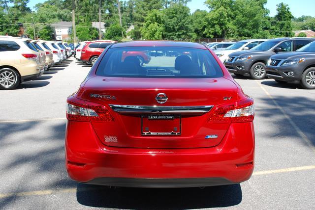 Nissan Sentra 2013 photo 2
