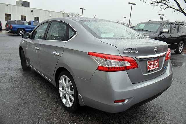 Nissan Sentra 2013 photo 1