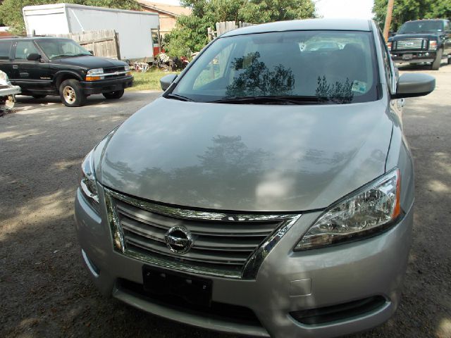 Nissan Sentra 2013 photo 3