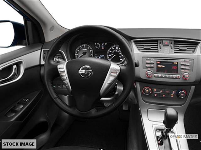 Nissan Sentra 2013 photo 1