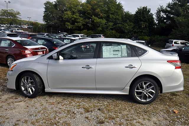 Nissan Sentra 2013 photo 3