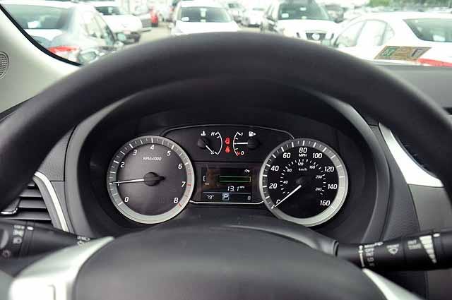 Nissan Sentra 4.6L Eddie Bauer Sedan