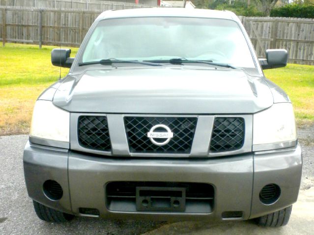 Nissan Titan 2004 photo 3