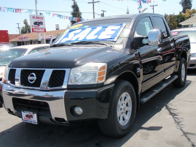 Nissan Titan 2004 photo 4
