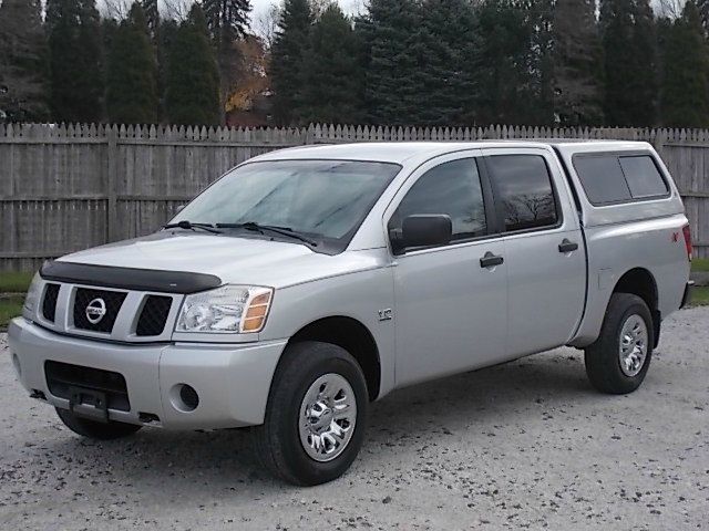 Nissan Titan 2004 photo 4