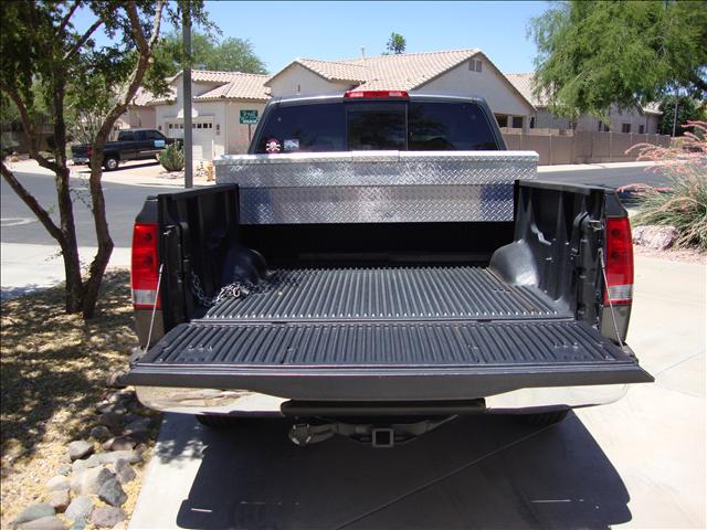Nissan Titan 2004 photo 1