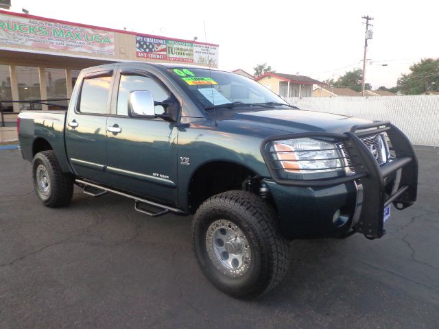 Nissan Titan 4X4 Le3rd Rowone Owner Pickup Truck