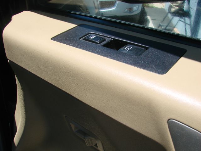 Nissan Titan 2004 photo 18