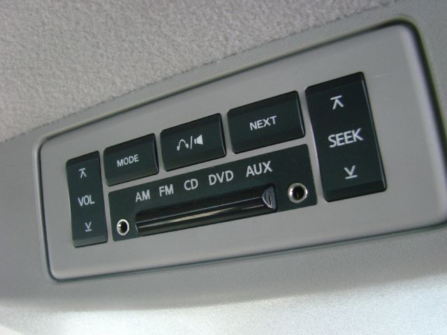Nissan Titan 2004 photo 19