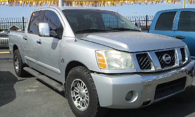 Nissan Titan 2004 photo 3